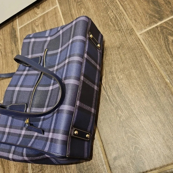 Dooney & Bourke Graham Coated Ashton Tote - Picture 2 of 10